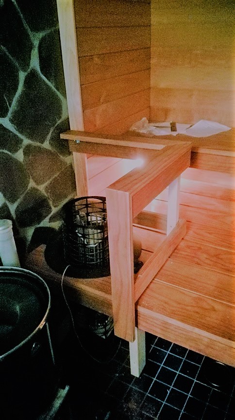 Laatoitus ja panelointityöt 